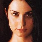 Mia Kirshner