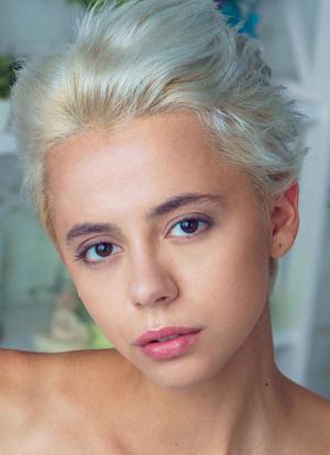 Lilly Walker