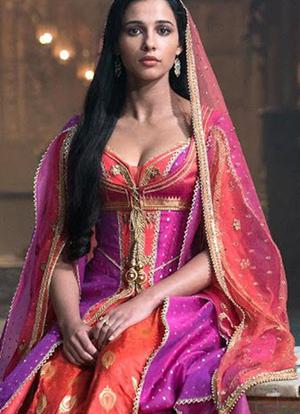 Naomi Scott